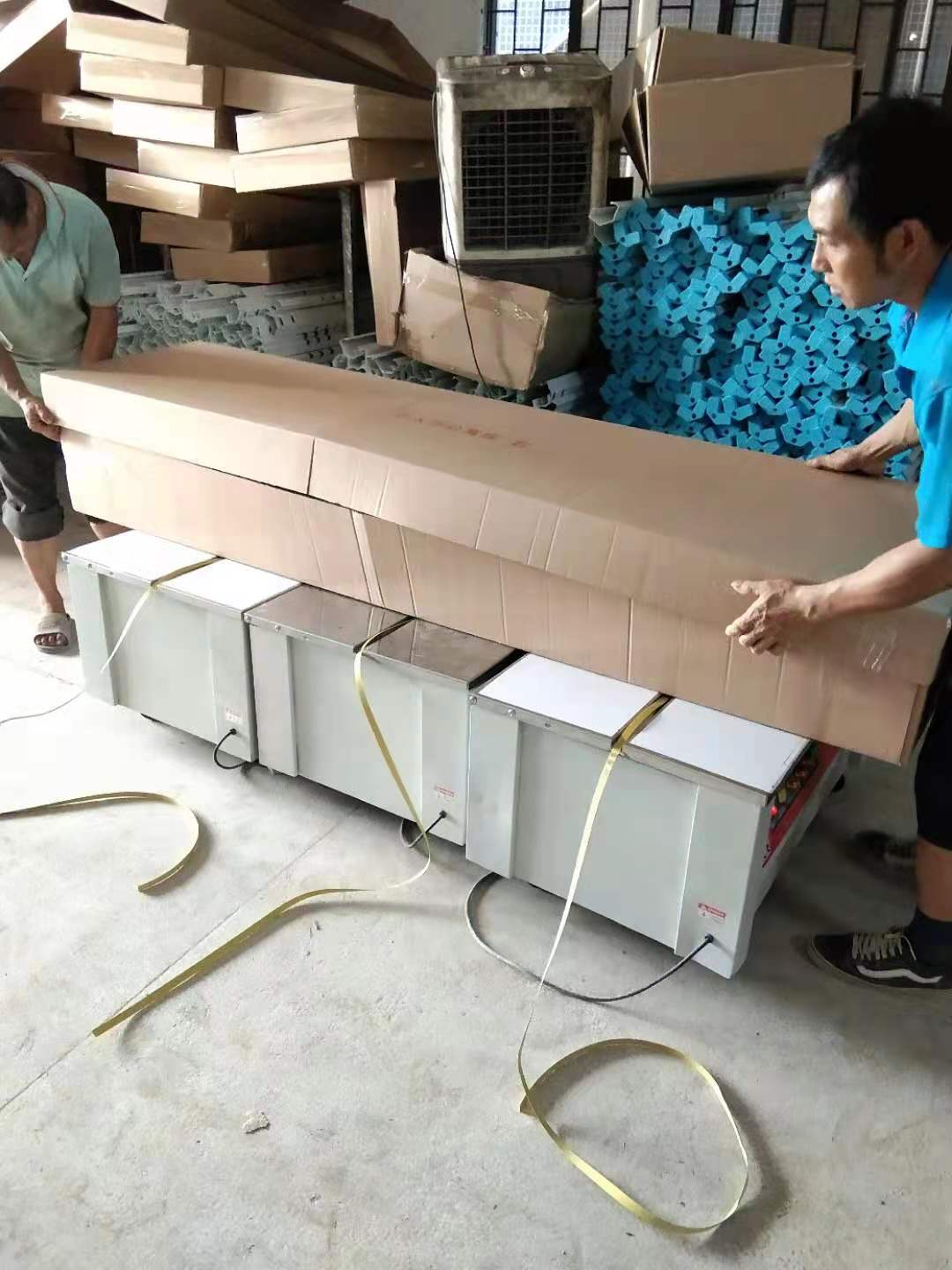 怎样包装双层铁床出货？