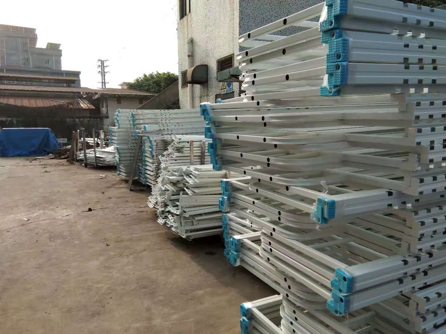 厂区堆满铁床怎么办？