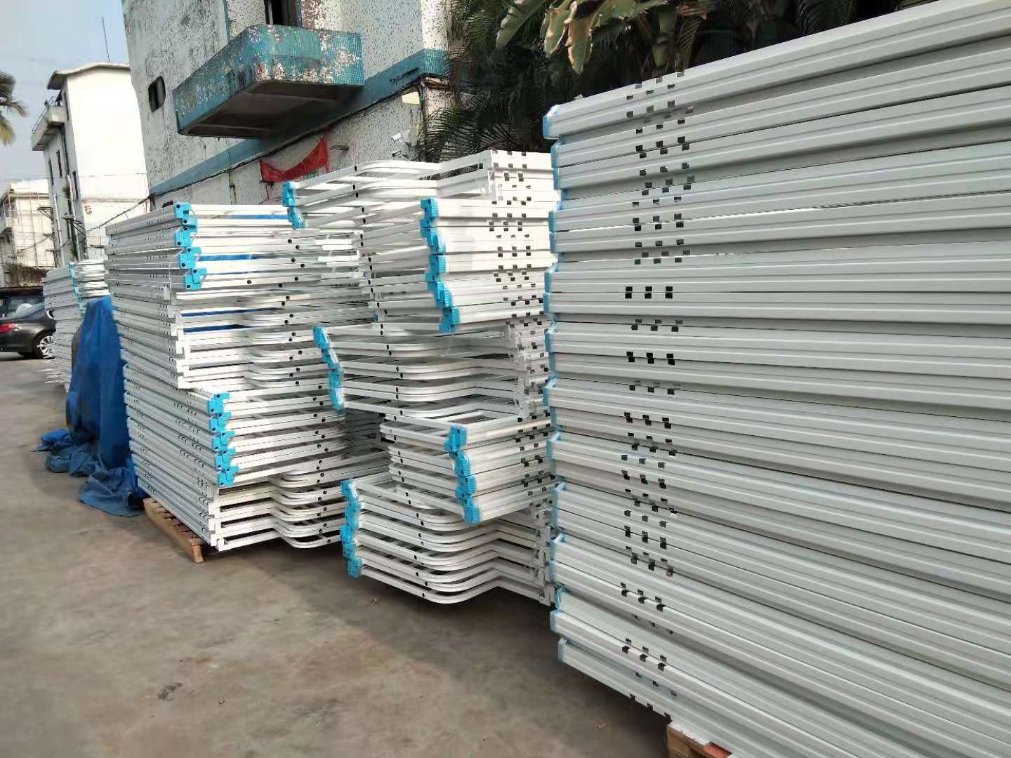 厂区堆满铁床，怎么办？