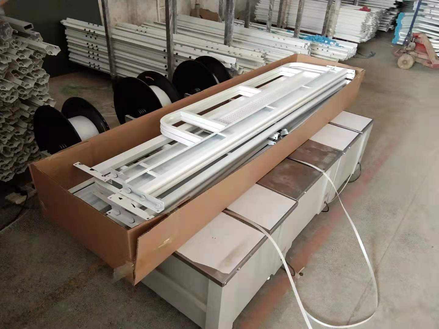 厂区堆满铁床怎么办？