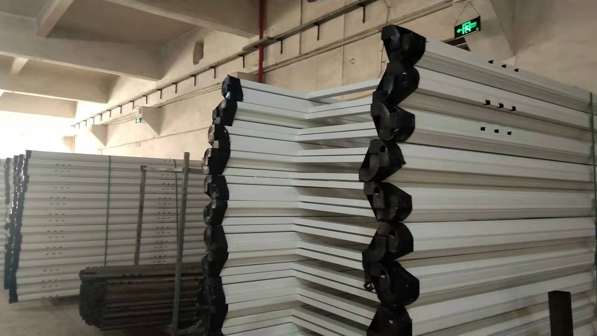铁床都是怎么样打包装的？