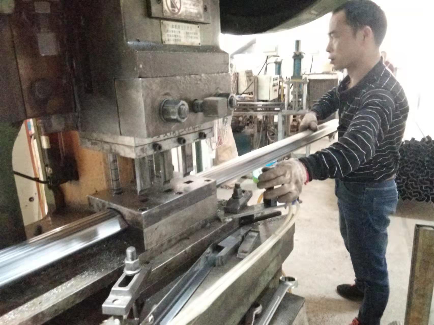 公寓床制作工艺流程是怎样的？